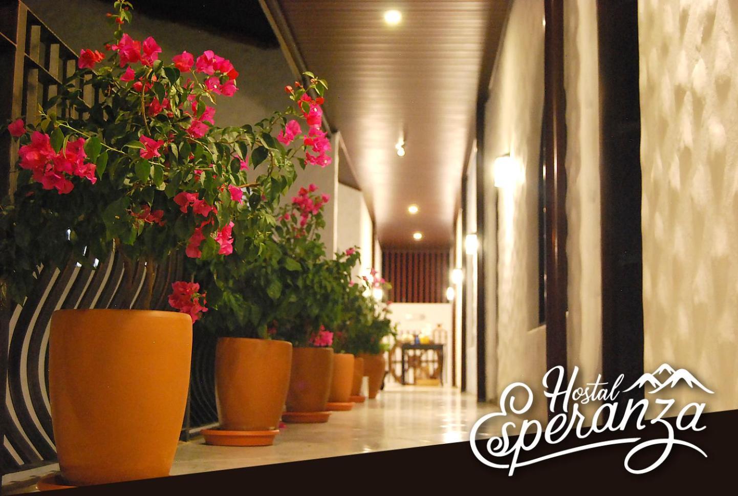 Hotel Esperanza Estelí エクステリア 写真