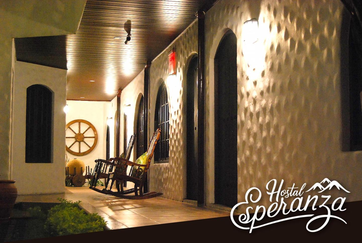 Hotel Esperanza Estelí エクステリア 写真